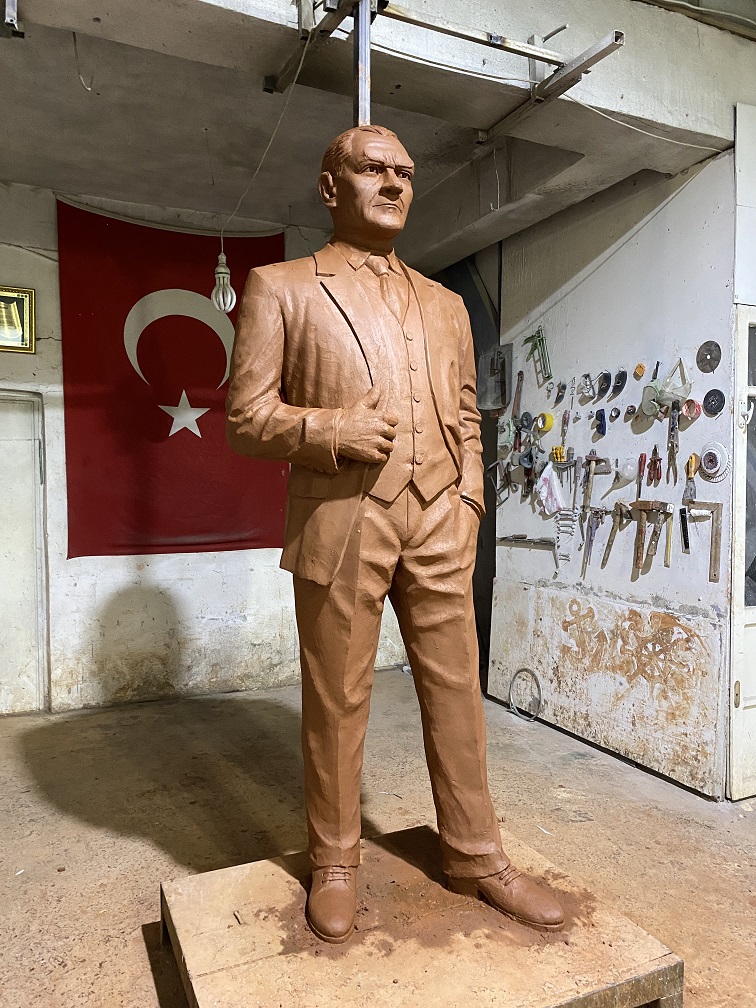 Atatürk Heykeli Boydan Atatürk Heykeli Boydan