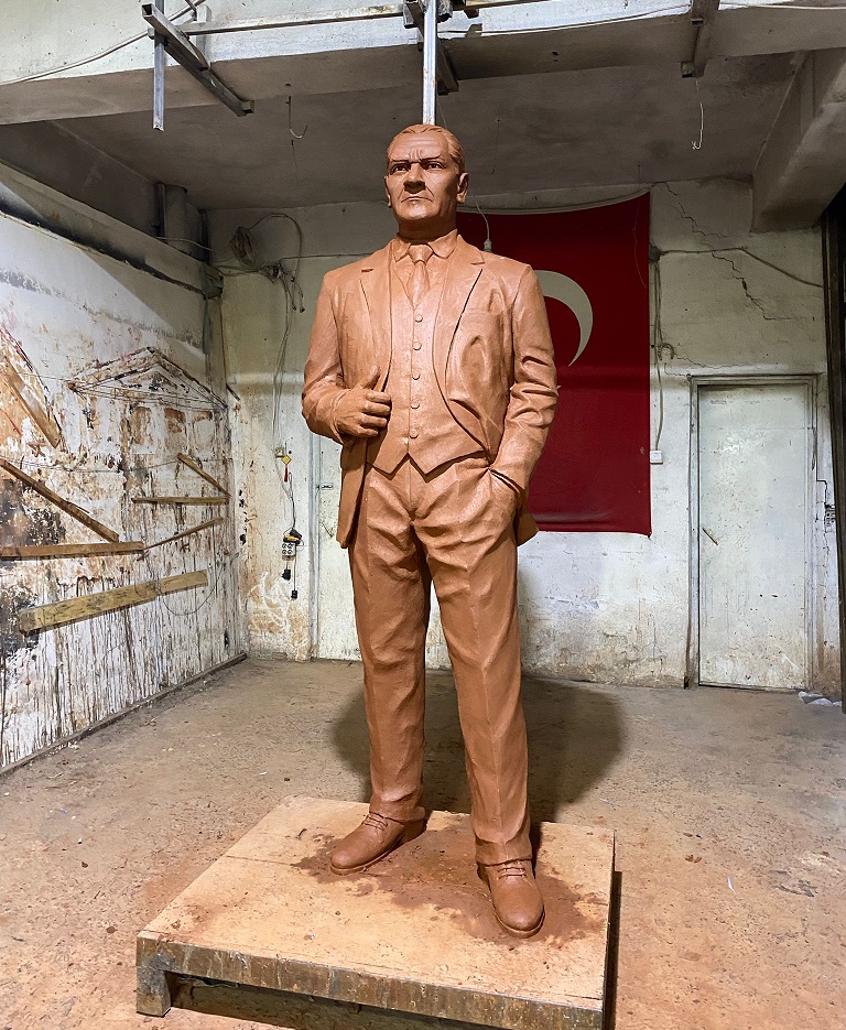 Atatürk Heykeli Boydan Yaptırma